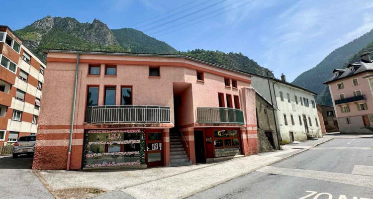 Charmant duplex de 3.5 pièces au 1er étage  - Chippis image 1