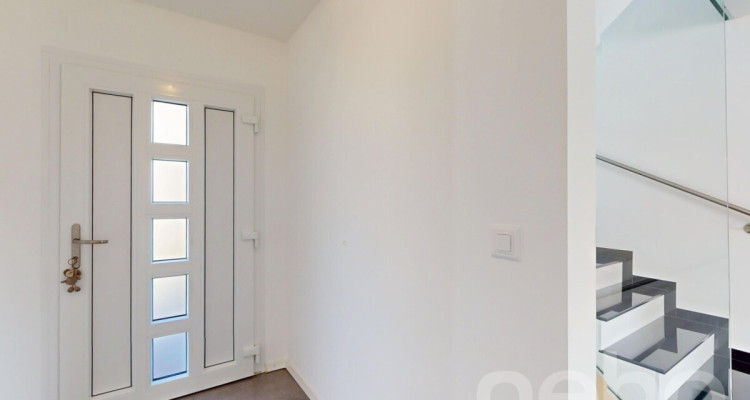 Modernité et confort: Villa individuelle avec jardin image 12