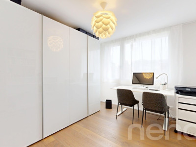 Helle 4.5-Zimmer-Maisonettewohnung mit Balkon und viel Raum für Ideen image 7