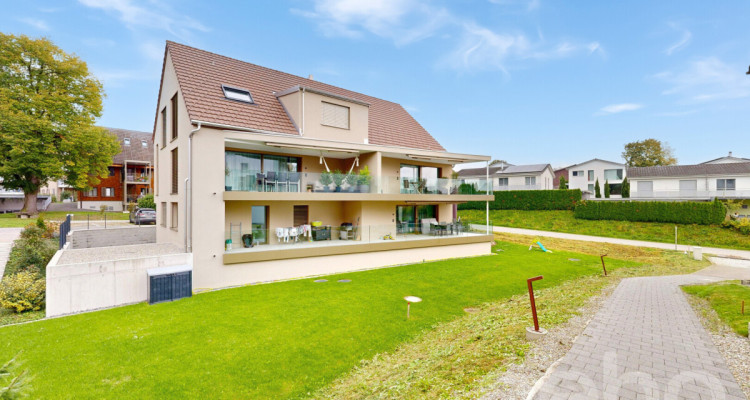 Helle 4.5-Zimmer-Maisonettewohnung mit Balkon und viel Raum für Ideen image 3