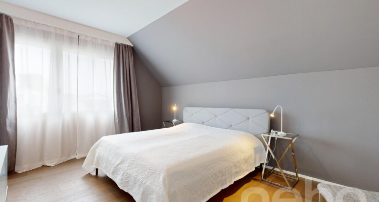 Helle 4.5-Zimmer-Maisonettewohnung mit Balkon und viel Raum für Ideen image 8