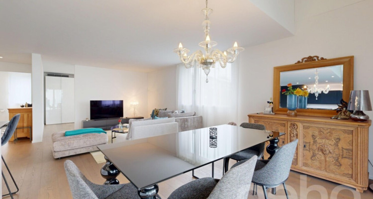 Helle 4.5-Zimmer-Maisonettewohnung mit Balkon und viel Raum für Ideen image 2