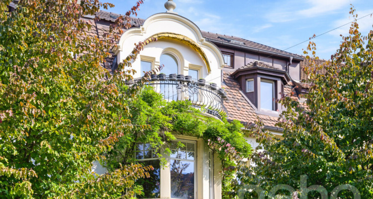 Stilvolle Stadthausvilla mit Charakter im beliebten Bachlettenquartier image 1