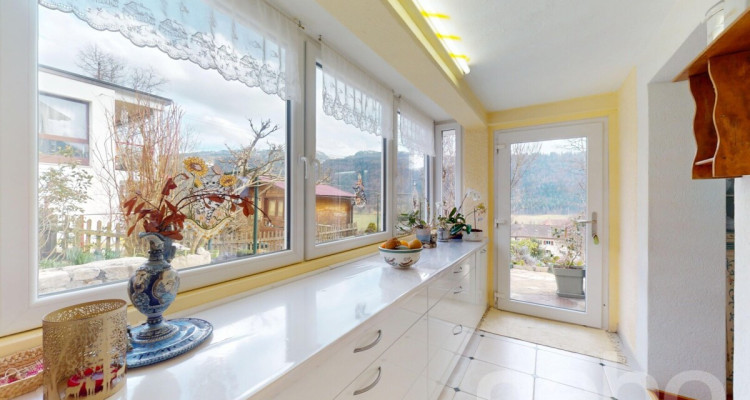 Superbe maison individuelle avec vaste jardin et vue dégagée image 12