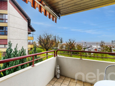 Charmante 3.5-Zimmer-Wohnung mit Seesicht in Altendorf SZ image 7