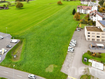 Attraktive Baulandparzelle mit zusätzlicher Landwirtschaftsfläche image 1