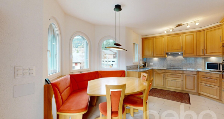 Charmant appartement 3.5 pièces avec vue panoramique image 3