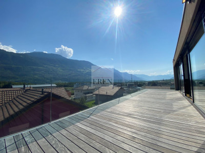 Résidence contemporaine de 4 appartements en duplex entièrement loués à vendre - Immeuble de rendement locatif pour Investisseur image 2