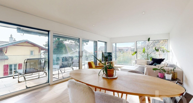 Splendide appartement moderne de 4.5p avec terrasse, vue et garage! image 2