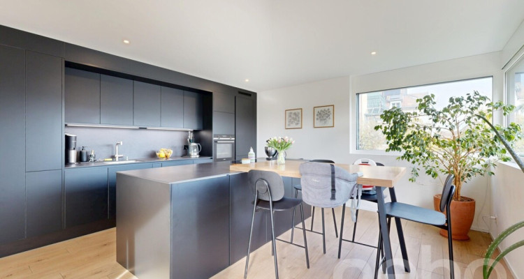 Splendide appartement moderne de 4.5p avec terrasse, vue et garage! image 4