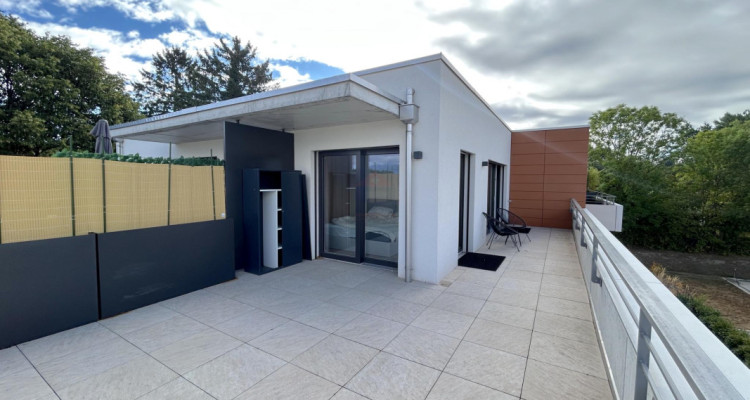 Magnifique Attique MINERGIE avec grande terrasse image 1