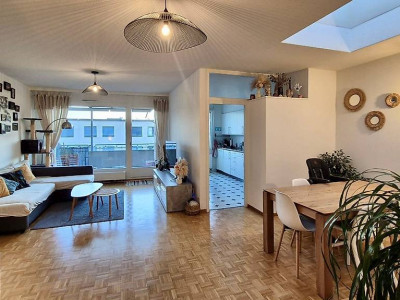 Appartement 4 pièces situé au Grand-Saconnex.  image 1