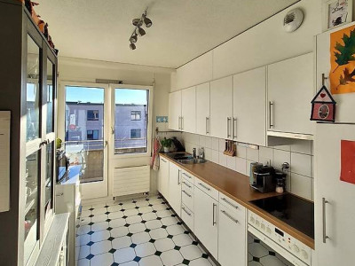 Appartement 4 pièces situé au Grand-Saconnex.  image 4