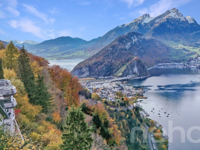 Charmevolle 3.5-Zimmer-Wohnung mit atemberaubendem See- und Bergblick image 1