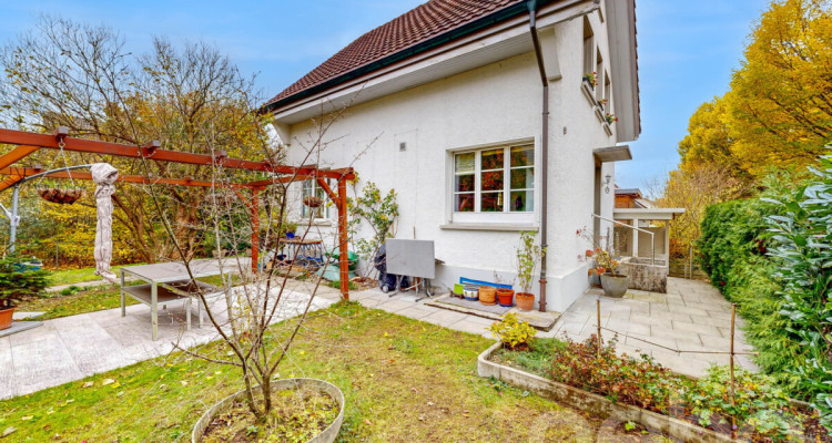 Charmantes Einfamilienhaus 4.5 Zimmer mit Potenzial und idealer Lage image 11