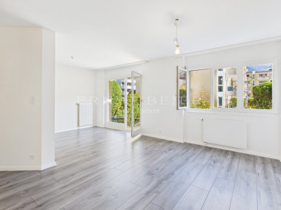 Opportunité : studio avec terrasse/jardin image 1