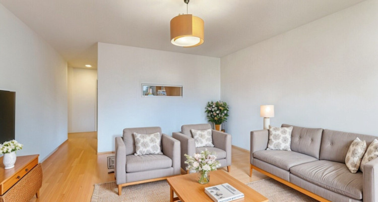 Exclusif: 2.5 pièces proche dun commerce et café de quartier image 9