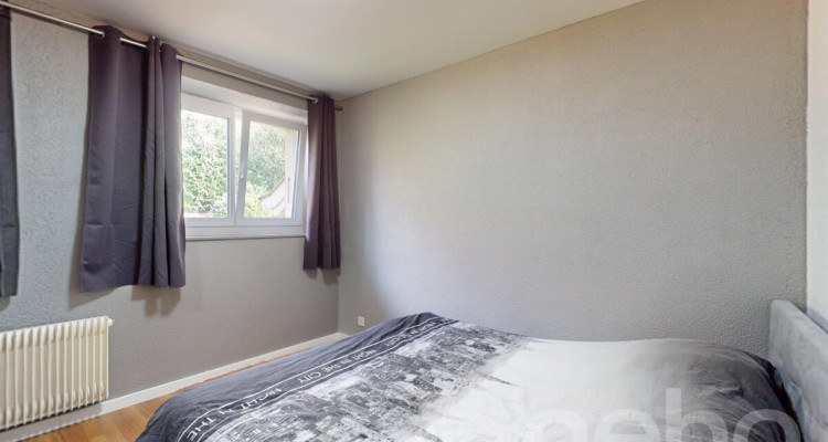 Dernier étage à Territet, avec cachet et vue sur le lac et les Alpes image 12