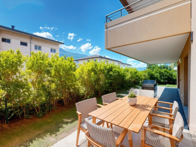 Bel appartement lumineux de 4.5 pièces avec terrasse et jardin image 1