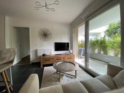 EN FRANCE SITUÉ A VEIGY-FONCENEX 1 MIN DOUANE ANIÈRES GE l IN FRANCE NO SWISS image 1