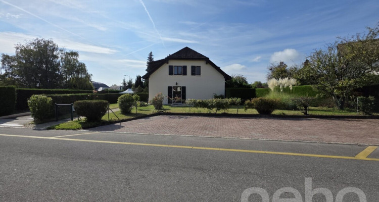 Belle maison jumelée avec grand jardin image 2