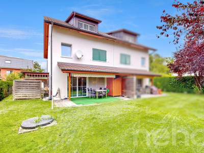 Modernes Doppeleinfamilienhaus an ruhiger Lage image 1