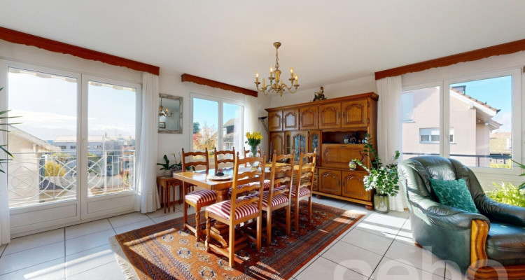 Lumineux duplex à deux pas du centre de Morges image 5