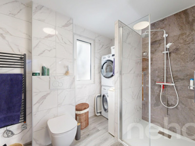 Élégant 4,5 pièces, lumière et vue époustouflante image 9