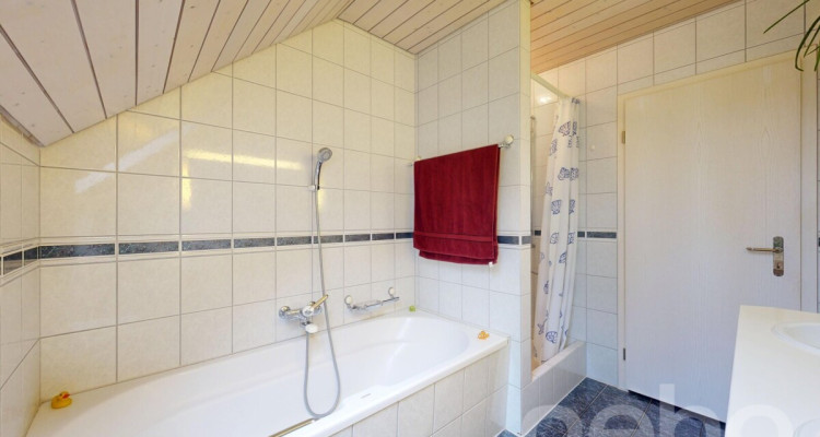 Freistehendes 5.5-Zimmer Einfamilienhaus in ruhiger Sackgasse image 9