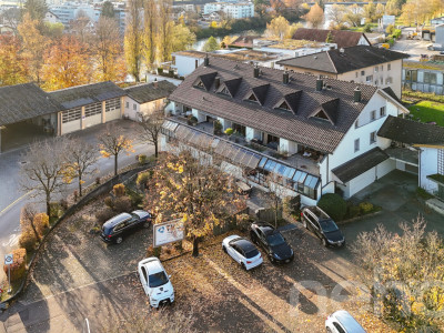 Renditeobjekt mit 5 Wohnungen, Büro- und Lagerflächen in Mellingen image 1