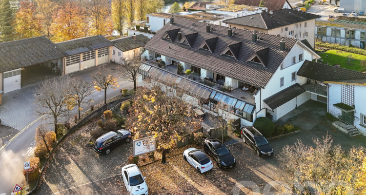 Renditeobjekt mit 5 Wohnungen, Büro- und Lagerflächen in Mellingen image 1