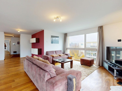 Traumhafte 6.5-Zimmer-Attikawohnung mit Blick auf Schloss Lenzburg image 2