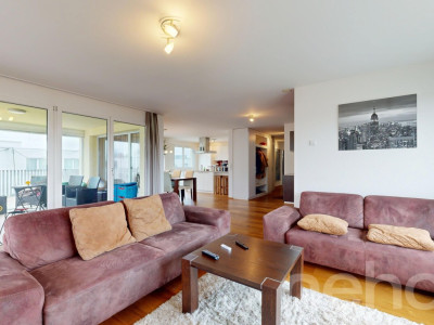 Traumhafte 6.5-Zimmer-Attikawohnung mit Blick auf Schloss Lenzburg image 3