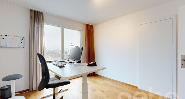 Traumhafte 6.5-Zimmer-Attikawohnung mit Blick auf Schloss Lenzburg image 7