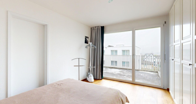 Traumhafte 6.5-Zimmer-Attikawohnung mit Blick auf Schloss Lenzburg image 8