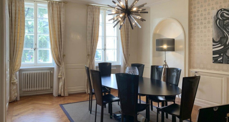 Superbe appartement en vieille ville de Genève image 2