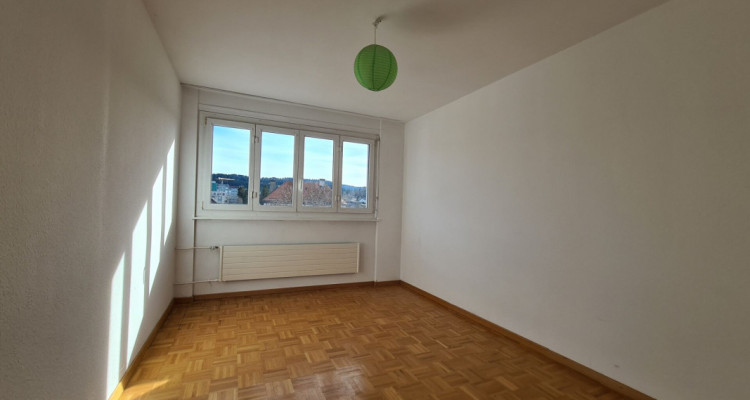 Appartement de 3 pièces au 10e étage image 5