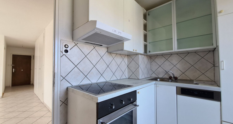 Appartement de 3 pièces au 12e étage image 4