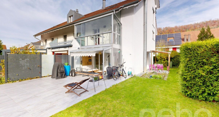 Gepflegtes Eckreihenhaus mit Garten, Garage und modernem Komfort image 1