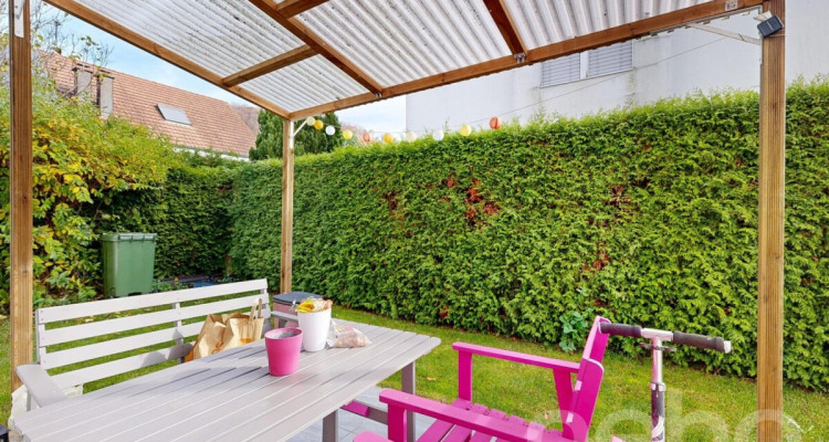 Gepflegtes Eckreihenhaus mit Garten, Garage und modernem Komfort image 5