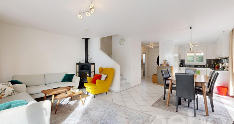 Gepflegtes Eckreihenhaus mit Garten, Garage und modernem Komfort image 9