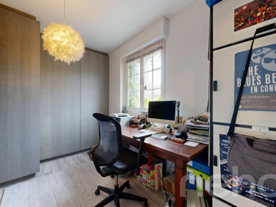 Maison familiale lumineuse avec jardin et fort potentiel image 12