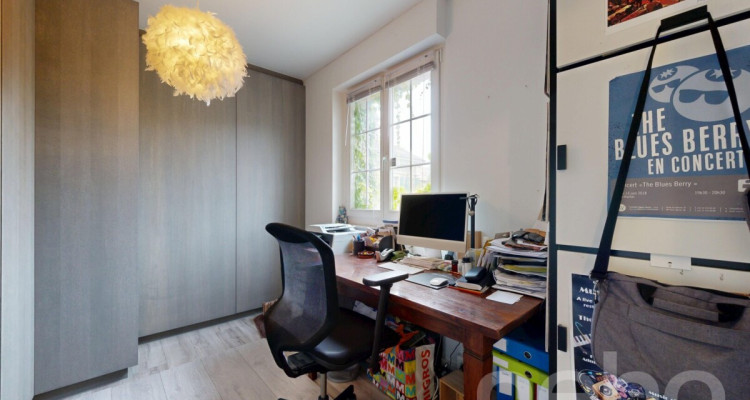 Maison familiale lumineuse avec jardin et fort potentiel image 12