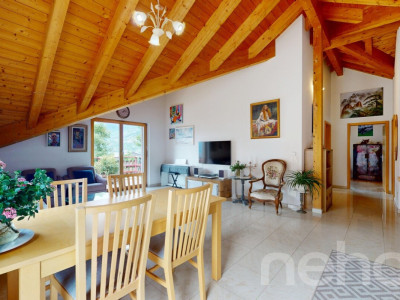 Dachwohnung mit Aussicht & Komfort image 1