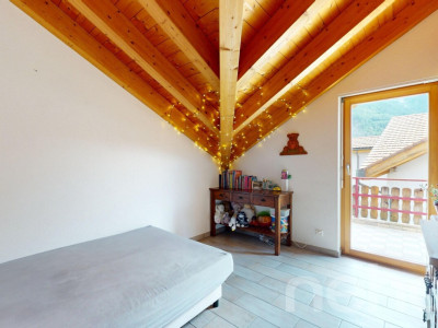 Dachwohnung mit Aussicht & Komfort image 7