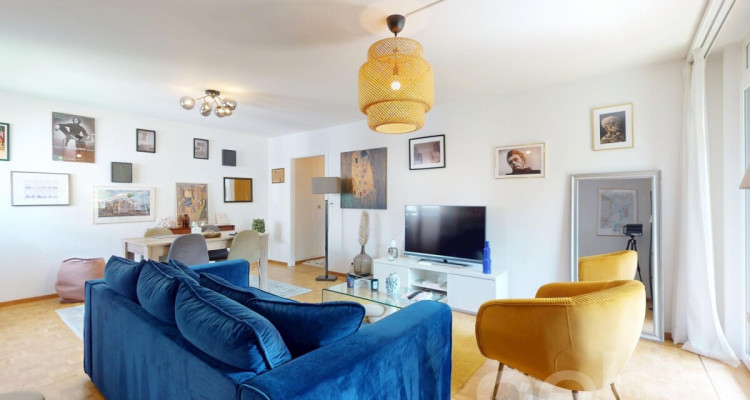 Appartement rénové avec balcon, emplacement idéal image 3