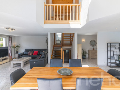 VILLA D?ARCHITECTE AVEC PISCINE DANS UN ÉCRIN DE VERDURE TRANQUILLE image 12