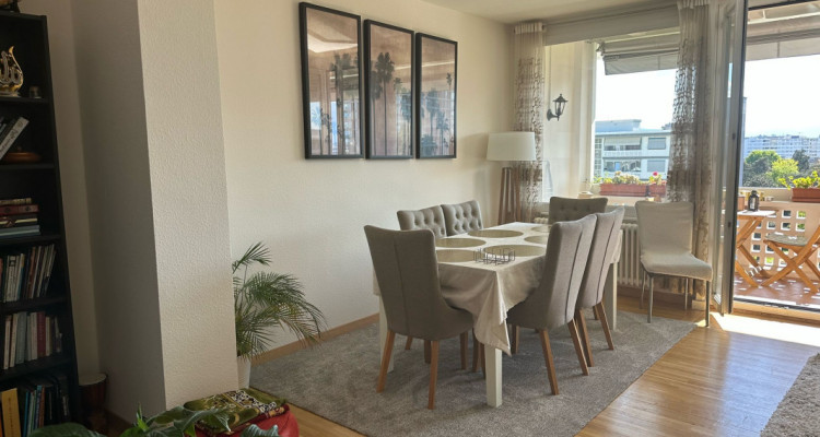 Appartement de 8.5 pièces situé au Petit-Lancy image 2