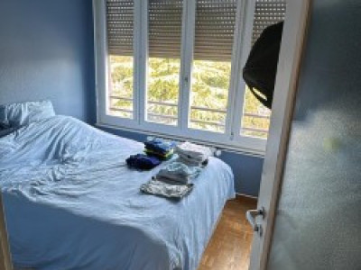 Appartement 4.5 pièces situé aux Eaux Vives image 5