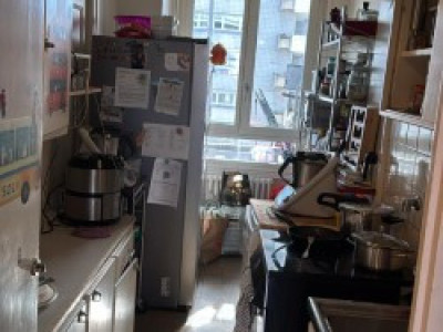 Appartement 4.5 pièces situé aux Eaux Vives image 3